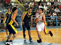 Foto de la galería: Mitre 68-Tokio 78