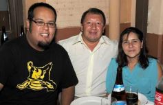 Sixto Fotografías. Sociedad. Cena - LT17 Radio Provincia de Misiones en la previa de la Nochebuena