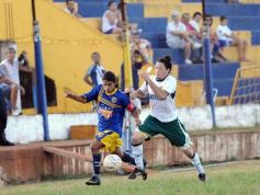 Sixto Fotografías. Deportes. Liga Posadeña A - Mitre 1-La Picada 2