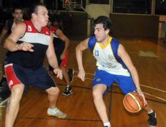 Sixto Fotografías. Deportes. Torneo Provincial - Itapua 55-Mitre 51