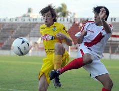 Sixto Fotografías. Deportes. Liga Posadeña A - Guaraní 0-Crucero 1