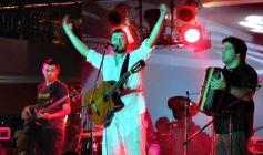 Sixto Fotografías. Sociedad. Recitales - Fabian Meza y La Cortada