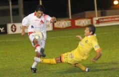 Sixto Fotografías. Deportes. Copa Argentina - Crucero 2-Guaraní 1