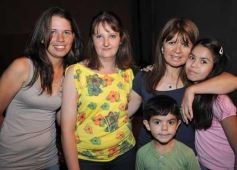 Foto de la galería: Estación de Servicios Santa Catalina despide el 2011