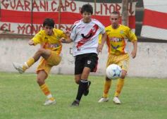 Foto de la galería: Guaraní perdió 1 a 0 con Crucero, pero es el ganador del Apertura!!