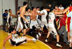 Foto de la galería: Tokio 78 - Talleres de Tucumán 77. Final con incidentes!!!