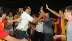 Foto de la galería: Tokio 78 - Talleres de Tucumán 77. Final con incidentes!!!