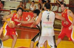 Foto de la galería: Tokio 78 - Talleres de Tucumán 77. Final con incidentes!!!