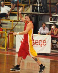 Foto de la galería: Tokio 78 - Talleres de Tucumán 77. Final con incidentes!!!