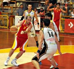 Foto de la galería: Tokio 78 - Talleres de Tucumán 77. Final con incidentes!!!