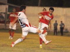 Foto de la galería: Brown 1-Guaraní 2
