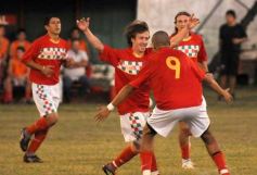 Foto de la galería: Brown 1-Guaraní 2