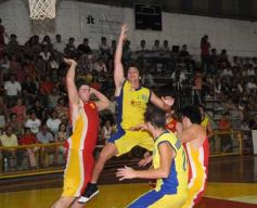 Foto de la galería: Tokio 81-Mitre 75