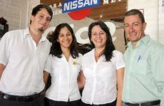 Foto de la galería: Paseo y trabajos