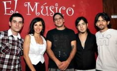 Foto de la galería: Paseo y trabajos