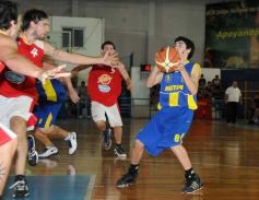 Foto de la galería: Mitre 83-Tokio 69