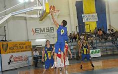 Foto de la galería: Mitre 83-Tokio 69