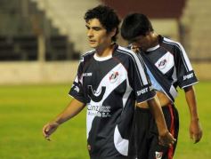 Foto de la galería: Guaraní 2-Mitre 0