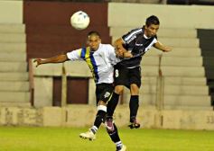 Foto de la galería: Guaraní 2-Mitre 0
