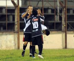 Foto de la galería: Guaraní 2-Mitre 0