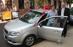 Foto de la galería: Ariel Rippel, ganador de un 0km. en el 10° sorteo de la Dirección General de Rentas para consumidores finales