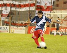 Foto de la galería: Guaraní 2-Brown 0