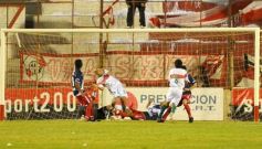 Foto de la galería: Guaraní 2-Brown 0