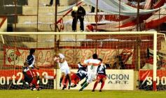 Foto de la galería: Guaraní 2-Brown 0