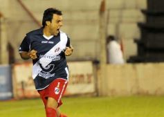 Foto de la galería: Guaraní 2-Brown 0