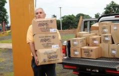 Foto de la galería: O.N.G. Conciencia  visita escuelas de Andresito