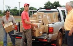Foto de la galería: O.N.G. Conciencia  visita escuelas de Andresito