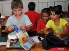 Foto de la galería: O.N.G. Conciencia  visita escuelas de Andresito