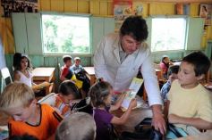 Foto de la galería: O.N.G. Conciencia  visita escuelas de Andresito