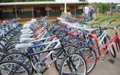 Foto de la galería: O.N.G. Conciencia  visita escuelas de Andresito