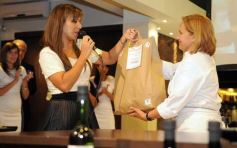 Foto de la galería: Presentación de productos Johnson a clientes y amigos