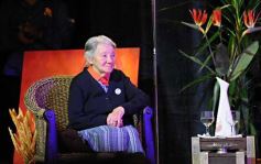 Foto de la galería: Mario “Pacho” O’ Donnell disertó en el Teatro Lírico