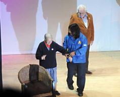 Foto de la galería: Mario “Pacho” O’ Donnell disertó en el Teatro Lírico