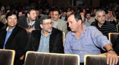 Foto de la galería: Mario “Pacho” O’ Donnell disertó en el Teatro Lírico