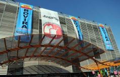 Foto de la galería: Apertura de las sesiones ordinarias de la Legislatura en el Teatro de Prosa