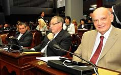 Foto de la galería: Apertura de las sesiones ordinarias de la Legislatura en el Teatro de Prosa