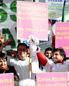 Foto de la galería: Apertura de las sesiones ordinarias de la Legislatura en el Teatro de Prosa