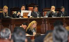 Foto de la galería: Apertura de las sesiones ordinarias de la Legislatura en el Teatro de Prosa