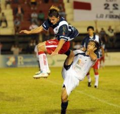 Foto de la galería: Guaraní Antonio Franco 1-Paz Juniors de Córdoba 1