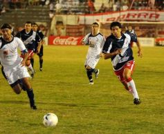 Foto de la galería: Guaraní Antonio Franco 1-Paz Juniors de Córdoba 1