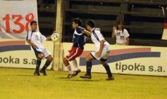 Foto de la galería: Guaraní Antonio Franco 1-Paz Juniors de Córdoba 1