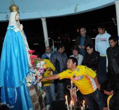 Foto de la galería: Viaje de aguante y fe. Los hinchas de Crucero del Norte