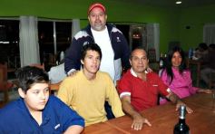 Foto de la galería: Viaje de apoyo y esperanza. Hinchas de Guaraní Antonio Franco