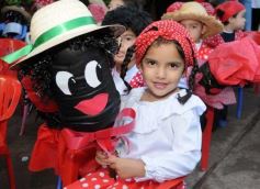 Foto de la galería: Colegio Del Carmen: Acto y festejos