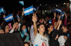 Foto de la galería: La Juventud Renovadora: Festival por el día de la Patria!!!