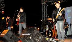 Foto de la galería: La Juventud Renovadora: Festival por el día de la Patria!!!